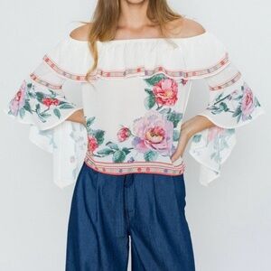 JEALOUS TOMATO Off-The-Shoulder Cascading Sleeve Top L